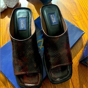 Hillard & Hanson low heel Delta Snake Brown Slides size 8.5 NEW IN BOX